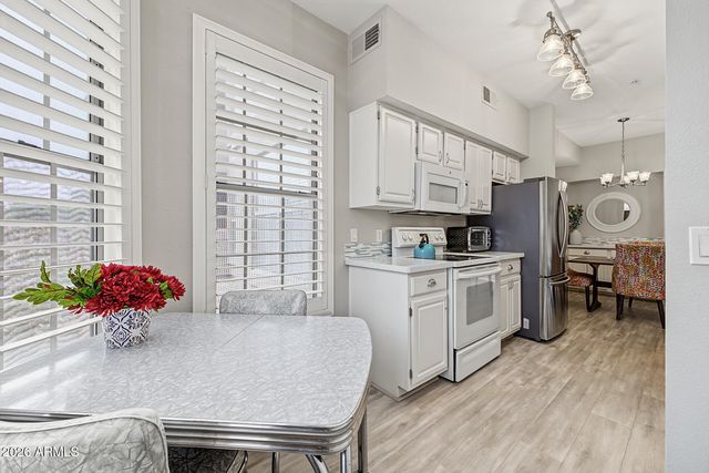 14950 W MOUNTAIN VIEW Boulevard 1103, Surprise, AZ 85374