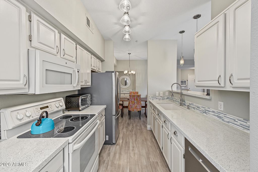 14950 W MOUNTAIN VIEW Boulevard 1103, Surprise, AZ 85374 — photo 5