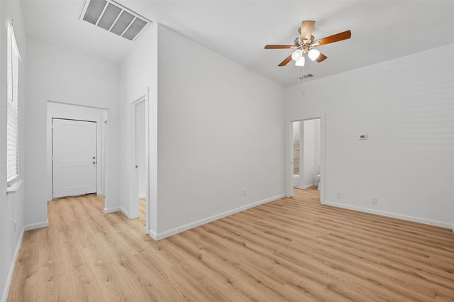 728 S Elm Street, Sherman, TX 75090