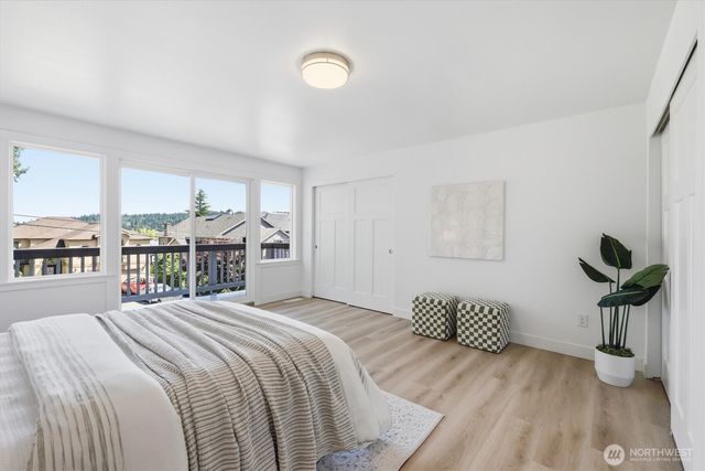 18823 SE 42nd Street, Issaquah, WA 98027