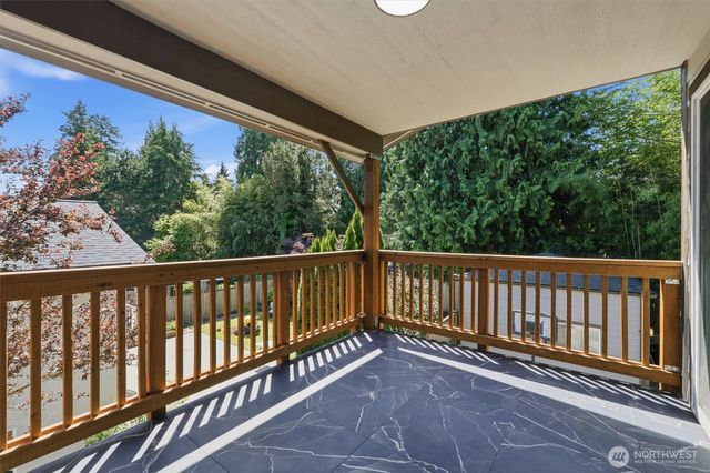 18823 SE 42nd Street, Issaquah, WA 98027