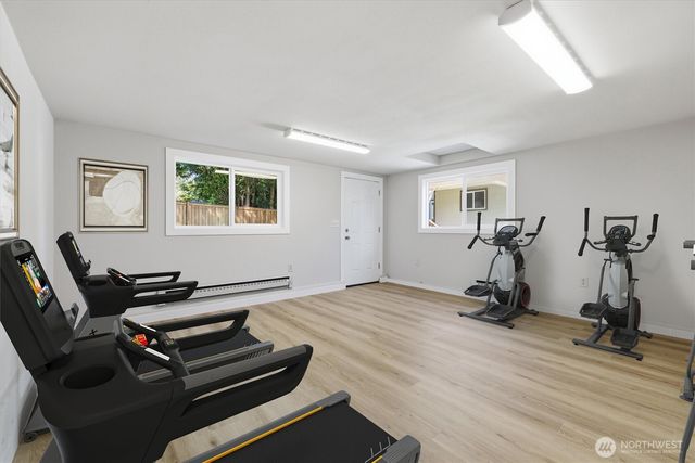 18823 SE 42nd Street, Issaquah, WA 98027