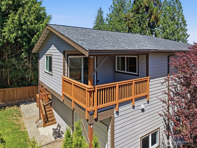 18823 SE 42nd Street, Issaquah, WA 98027