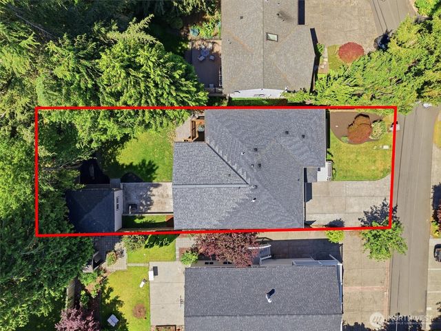 18823 SE 42nd Street, Issaquah, WA 98027