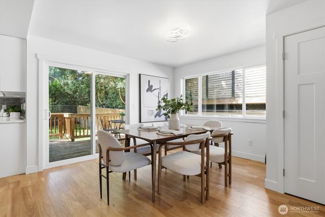 18823 SE 42nd Street, Issaquah, WA 98027