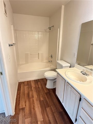 5710 East Tropicana Avenue 2197, Las Vegas, NV 89122