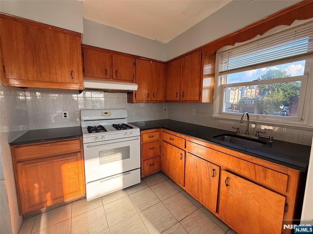 602 Liberty Avenue 2, North Bergen, NJ 07047