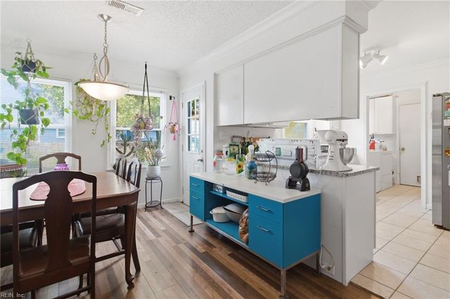 708 Colony DR, Chesapeake, VA 23322