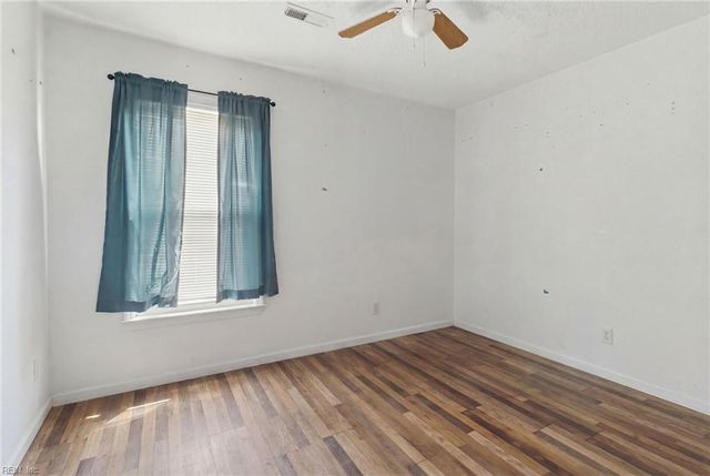 708 Colony DR, Chesapeake, VA 23322