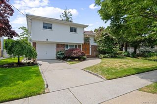 964 Cherrywood Drive, Baldwin, NY 11510