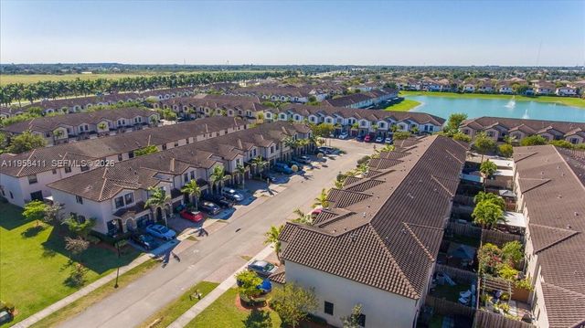 11456 SW 252nd Ter, Homestead, FL 33032