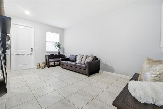 11456 SW 252nd Ter, Homestead, FL 33032