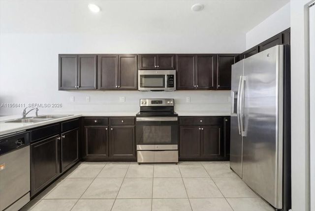 11456 SW 252nd Ter, Homestead, FL 33032