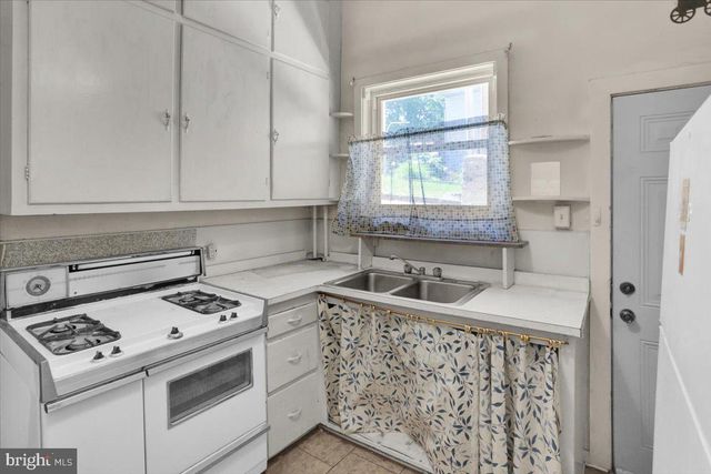 607 W NORWEGIAN ST, Pottsville, PA 17901