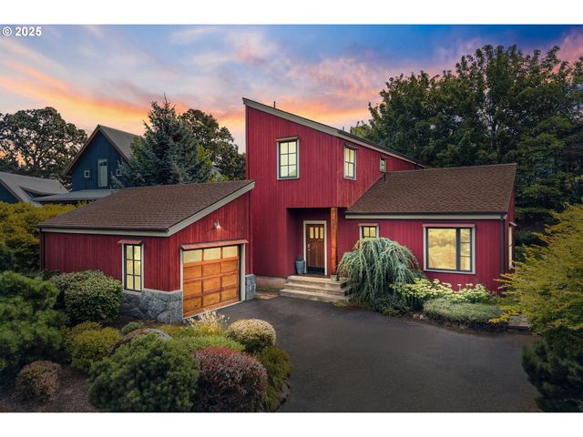 909 Nina Ln, Hood River, OR 97031