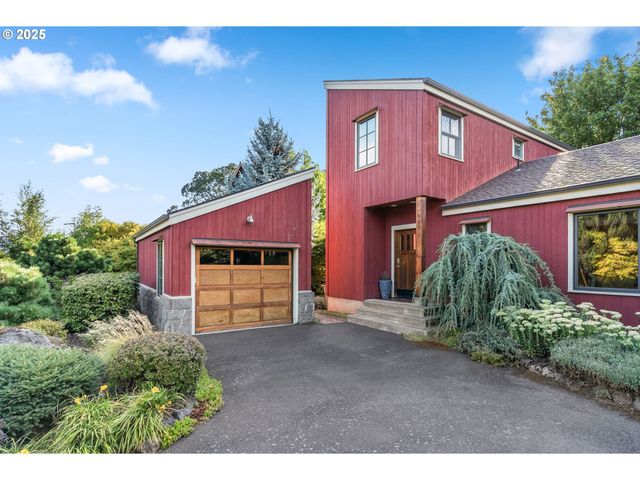 909 Nina Ln, Hood River, OR 97031