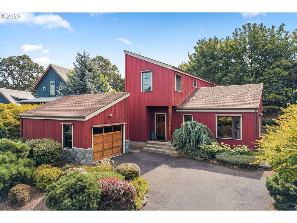 909 Nina Ln, Hood River, OR 97031