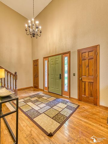 3155 Chanson Valley Road, Lambertville, MI 48144