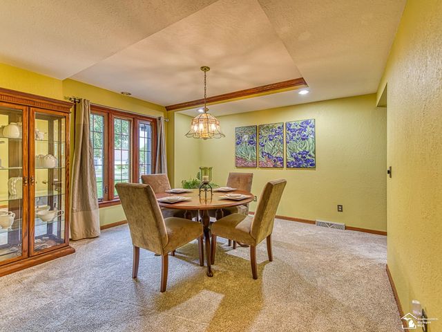 3155 Chanson Valley Road, Lambertville, MI 48144