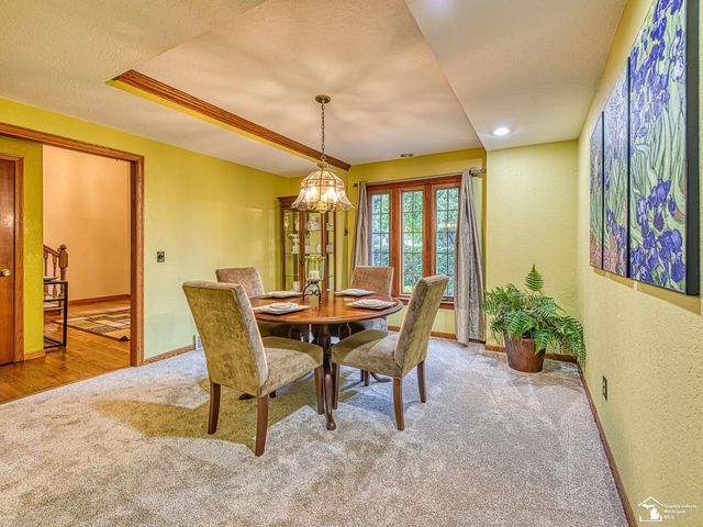 3155 Chanson Valley Road, Lambertville, MI 48144