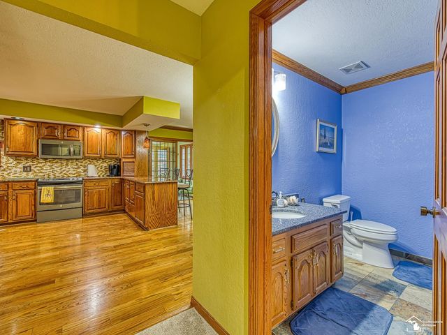 3155 Chanson Valley Road, Lambertville, MI 48144