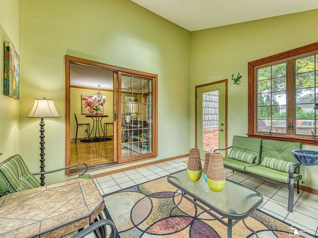 3155 Chanson Valley Road, Lambertville, MI 48144