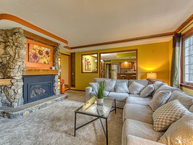 3155 Chanson Valley Road, Lambertville, MI 48144