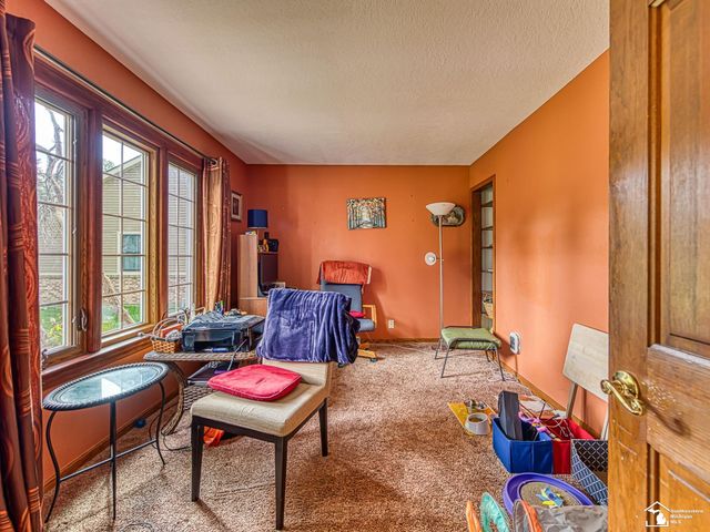 3155 Chanson Valley Road, Lambertville, MI 48144