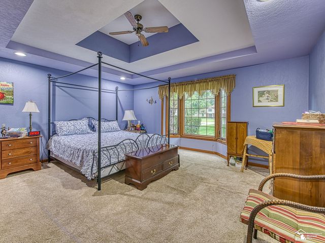 3155 Chanson Valley Road, Lambertville, MI 48144