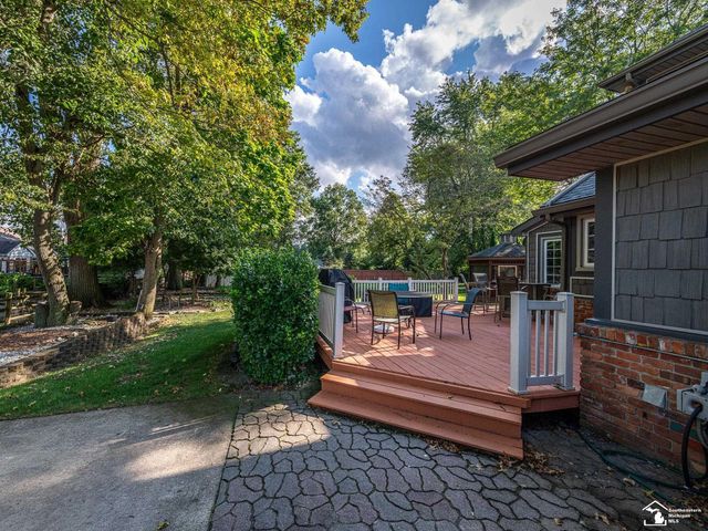 3155 Chanson Valley Road, Lambertville, MI 48144