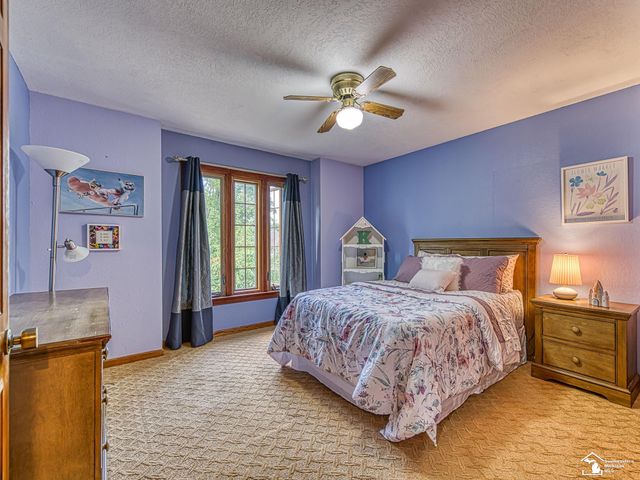 3155 Chanson Valley Road, Lambertville, MI 48144