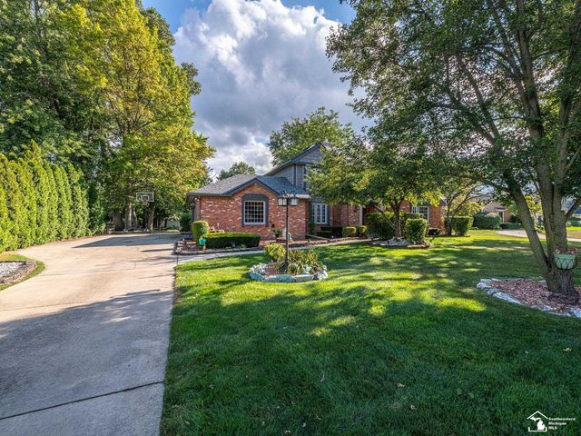 3155 Chanson Valley Road, Lambertville, MI 48144