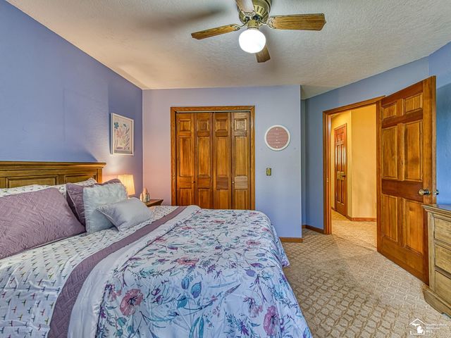 3155 Chanson Valley Road, Lambertville, MI 48144