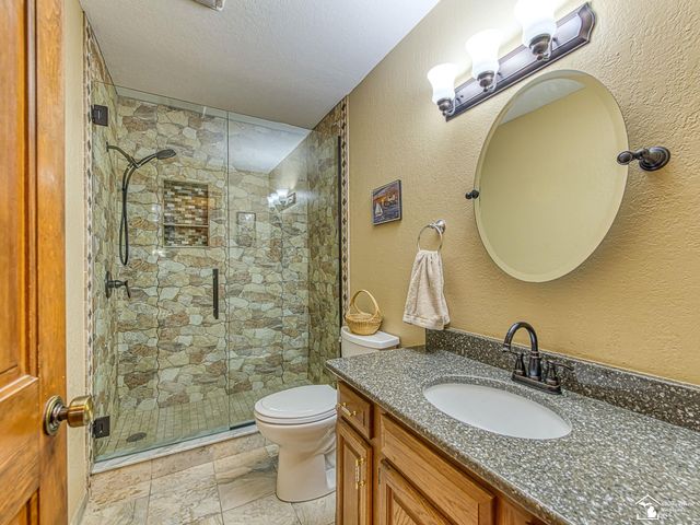 3155 Chanson Valley Road, Lambertville, MI 48144