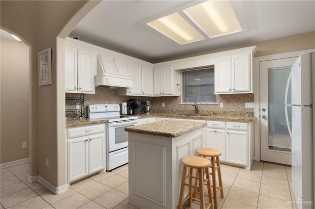 3318 Legacy Lane, Harlingen, TX 78550