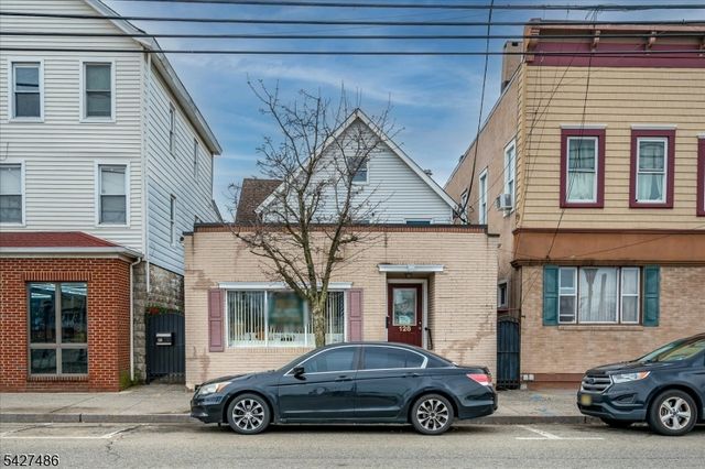 128 S Broadway, South Amboy City, NJ 08879