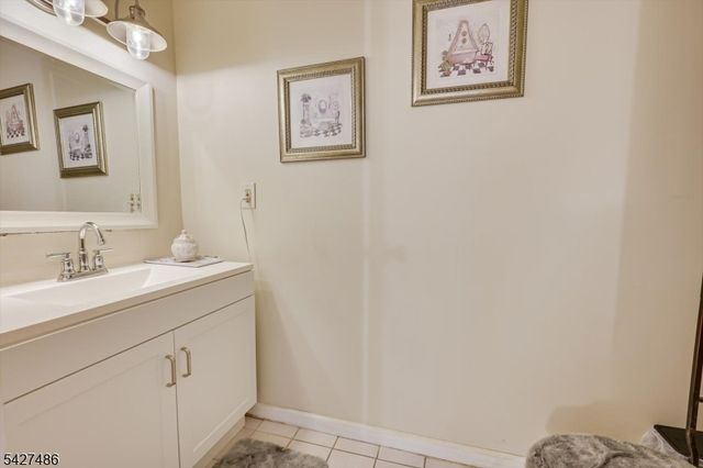 128 S Broadway, South Amboy City, NJ 08879