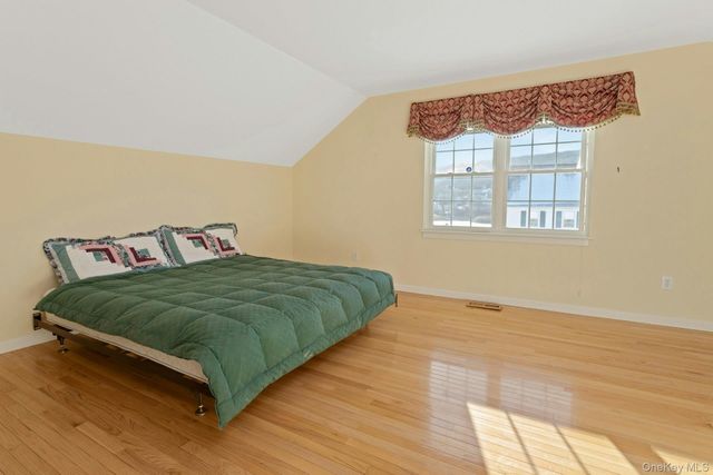 20 Saratoga Street, Pawling, NY 12564