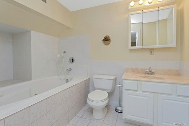 20 Saratoga Street, Pawling, NY 12564