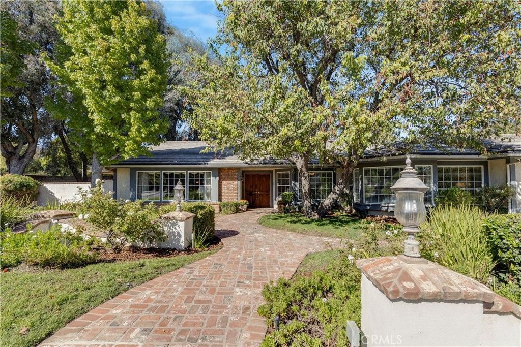 22271 Craggy View, Chatsworth, CA 91311 — photo 2