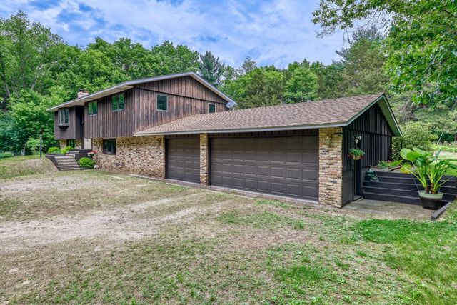 20010 Quentin Avenue, Hastings, MN 55033