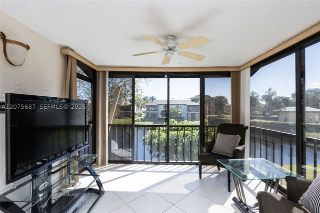 8566 Casa Del Lago H, Boca Raton, FL 33433