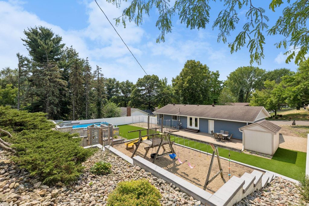 8351 Innsdale Avenue S, Cottage Grove, MN 55016 — exterior