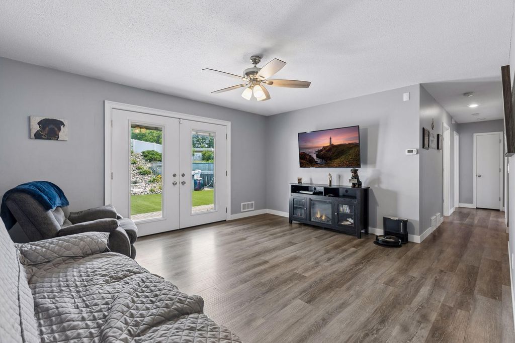 8351 Innsdale Avenue S, Cottage Grove, MN 55016 — photo 4