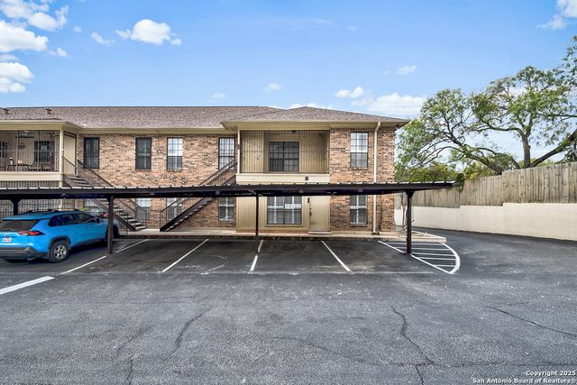 7926 Broadway Apt 402, San Antonio, TX 78209