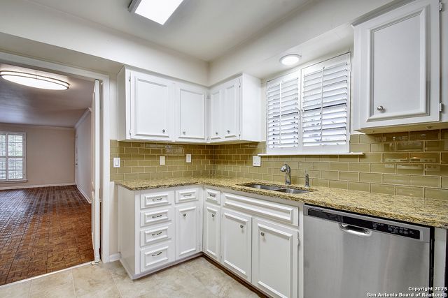 7926 Broadway Apt 402, San Antonio, TX 78209