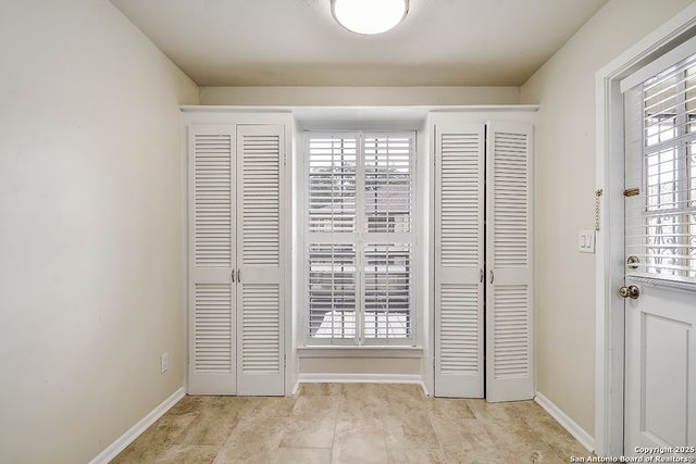 7926 Broadway Apt 402, San Antonio, TX 78209