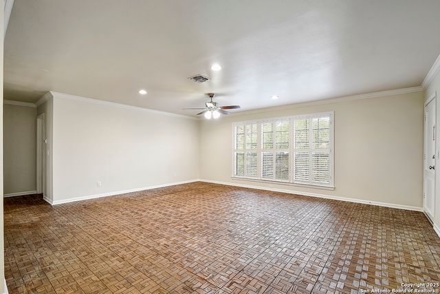 7926 Broadway Apt 402, San Antonio, TX 78209