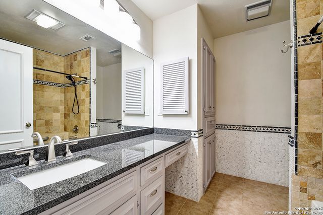 7926 Broadway Apt 402, San Antonio, TX 78209