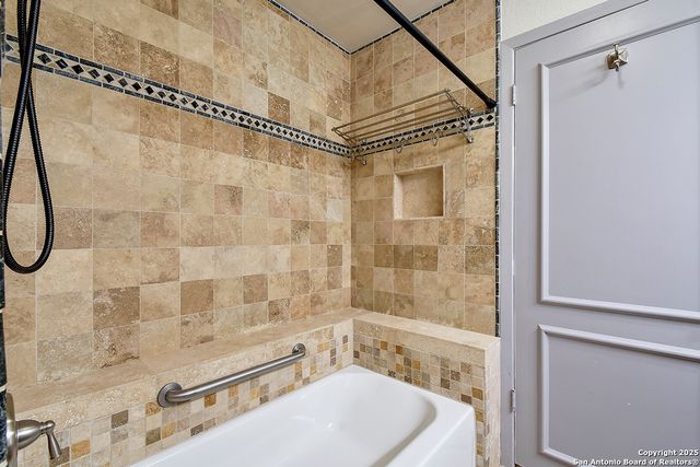 7926 Broadway Apt 402, San Antonio, TX 78209